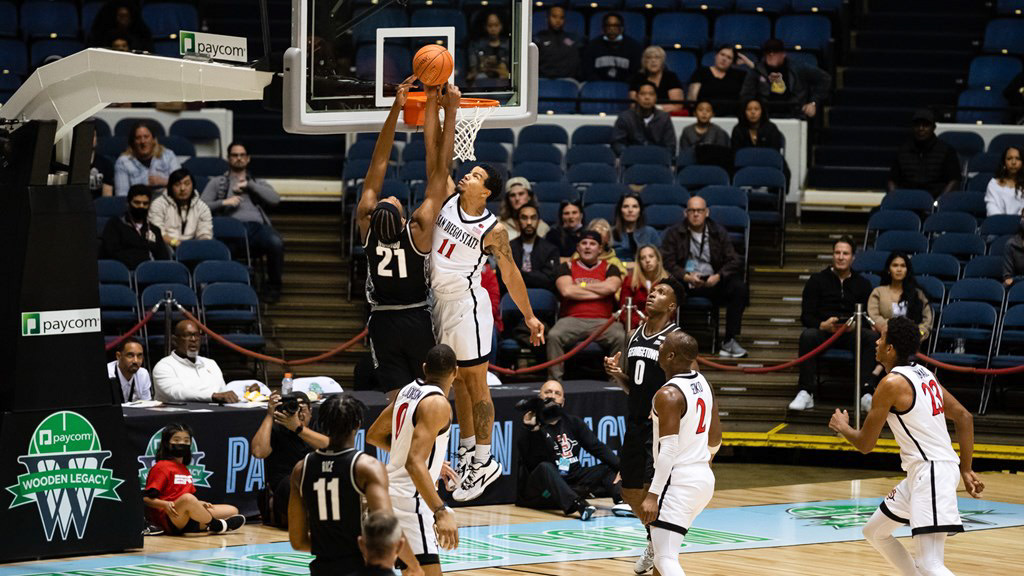 San Diego State scores a basket in their neutral game with Georgetown in Nov. 2021. 
