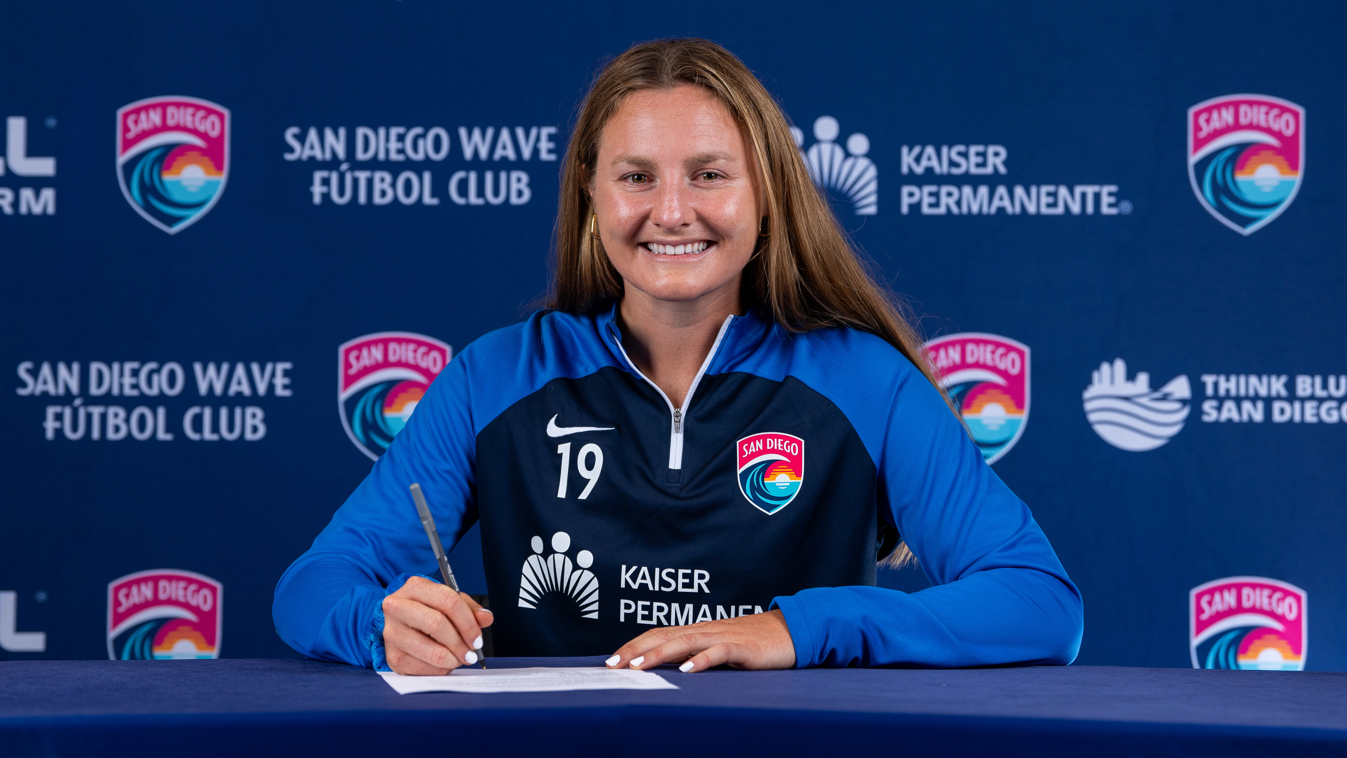 Kyra Carusa signs contract with San Diego Wave